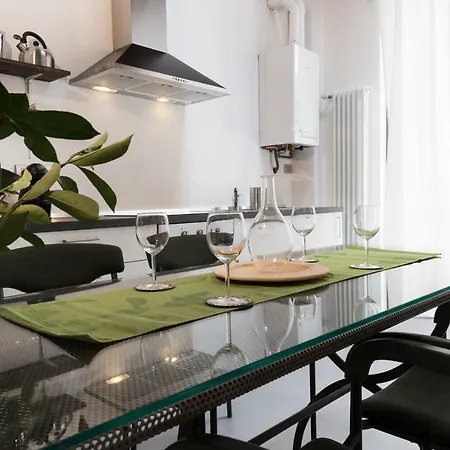 Luxury Apartments Fioravanti Milaan Buitenkant foto